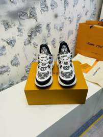Picture of Louis Vuitton Shoes _SKULVsz35-405cmmnf053117766